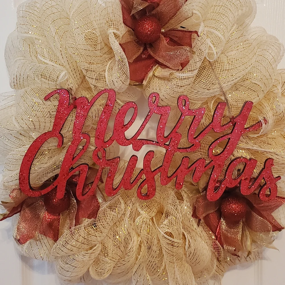 Deco Mesh Merry Christmas Wreath